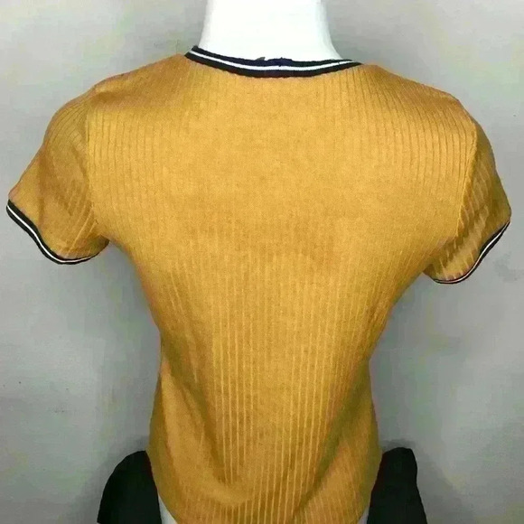Forever 21 Mustard Ribbed Tee - Picture 3 of 3
